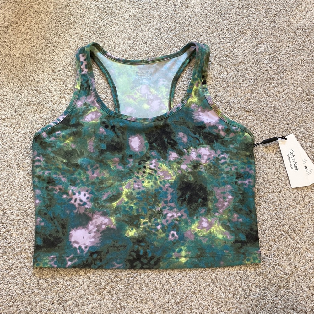 NWT Calvin Klein performance crop top. Size L